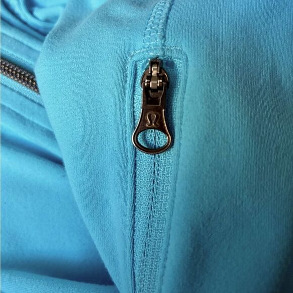 Lululemon Light Blue Zip-Up Jacket Woman’s Size L - Picture 6 of 6